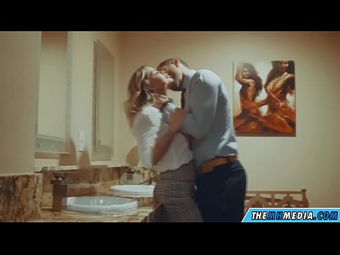 ❤️ ווען אַ באַסטי בלאָנדע סידוס איר אין אַ ציבור אָפּטריט ️❌ קוואַליטעט סעקס ביי אונדז yi.gaypornforyou.ru ️❤